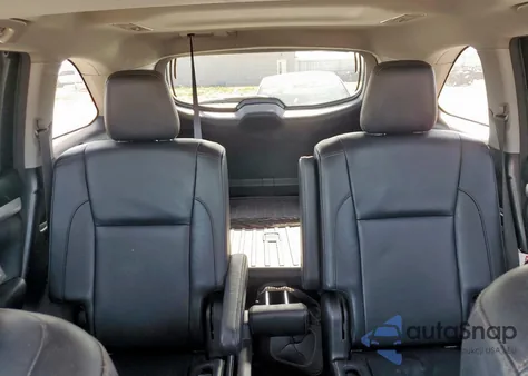 2017 Toyota Highlander Se z USA, uszkodzony, nr VIN 5TDJZRFH5HS357064